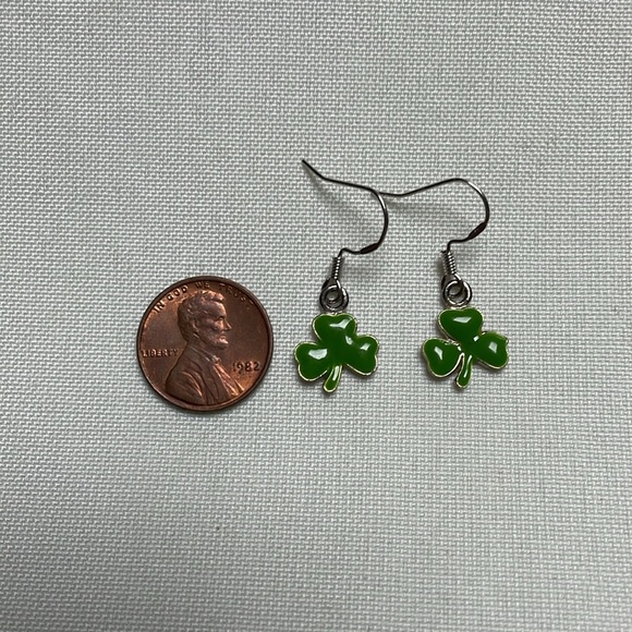 Green clover earrings, white gold plated hooks. .5” Sweet for St. Patrick’s day - Picture 3 of 3